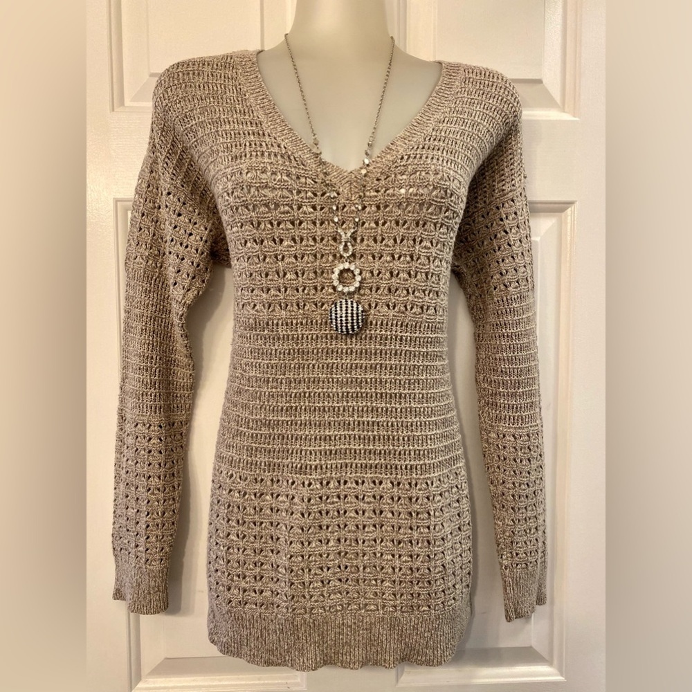 DKNY  Knit V-Neck Sweater Beige/Grey